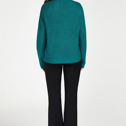 Cable Knit Crew Neck Jumper In Dark Green
