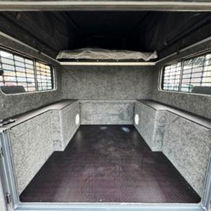 Absetz - Wohnkabine Leichtbau – ca. 220 kg, 20 mm EPS - Isolierung, ausziehbares 195×160 cm - Bett (Absetzkabinen) kaufen bei Linkreich – Jetzt entdecken!