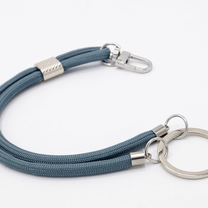 Schlüsselanhänger aus Seil mit Karabiner Blaugrau
