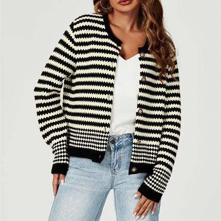 Geo Pattern Knitted Cardigan In Black