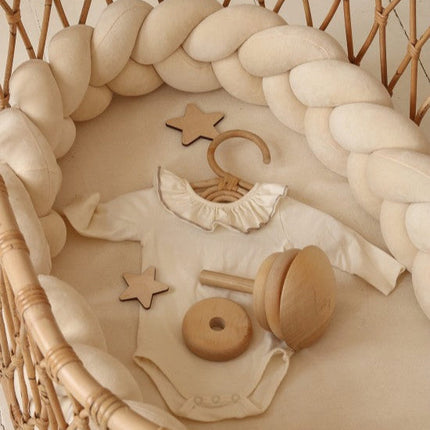 Babynestchen 2-in-1 – Kuscheliger Baby-Kokon & Bettumrandung