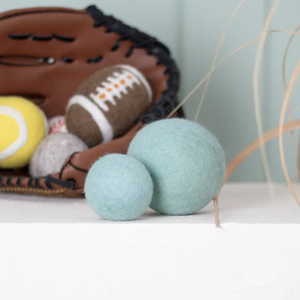 BUDDY. Hundespielzeug aus Schafwolle "Ball" - Mint