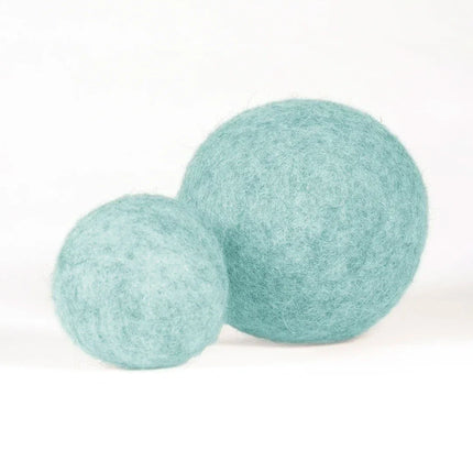 BUDDY. Hundespielzeug aus Schafwolle "Ball" - Mint