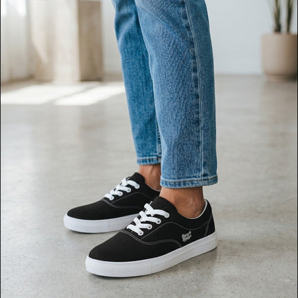 Signature Canvas Sneaker | Canvas Premium