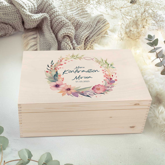 SEO. Bedruckte Erinnerungskiste zur Kommunion & Konfirmation - Blumenkranz - Linkreich