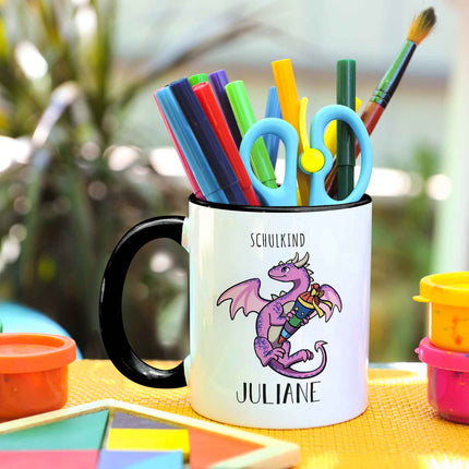 SEO. Bedruckte Tasse mit Motiv - Einschulung Drache - Rosa - Schwarz & Weiß Linkreich