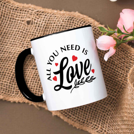 SEO. Bedruckte Tasse mit Spruch - All you need is love - Schwarz & Weiß Linkreich
