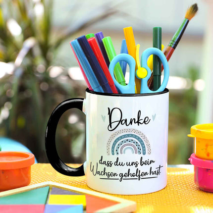SEO. Bedruckte Tasse mit Spruch - "Danke dass du uns beim Wachsen geholfen hast" V2 - Regenbogen Blau - Schwarz & Weiß Linkreich