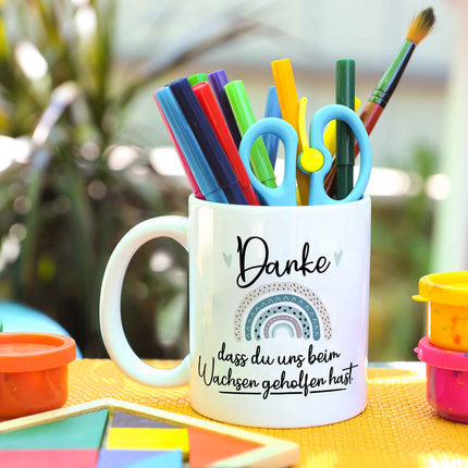 SEO. Bedruckte Tasse mit Spruch - "Danke dass du uns beim Wachsen geholfen hast" V2 - Regenbogen Blau - Weiß Linkreich