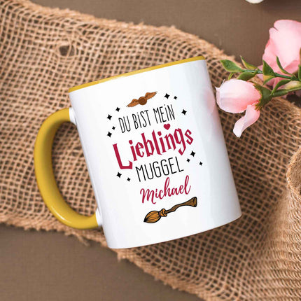 SEO. Bedruckte Tasse mit Spruch - Du bist mein Lieblingsmuggel mit Namen - Gelb Linkreich