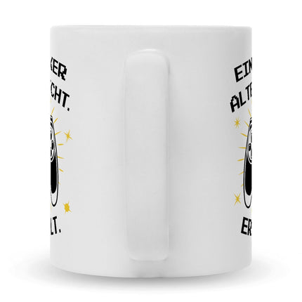 SEO. Bedruckte Tasse mit Spruch - Ein Zocker altert nicht er levelt - Weiß Linkreich