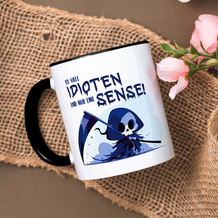 SEO. Bedruckte Tasse mit Spruch in blau - So viele Idioten und nur eine Sense - Schwarz & Weiß Linkreich