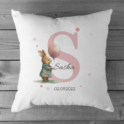 SEO. Bedrucktes Kissen mit Tiermotiv und Initiale - Personalisiert mit Name und Datum - Hase Linkreich