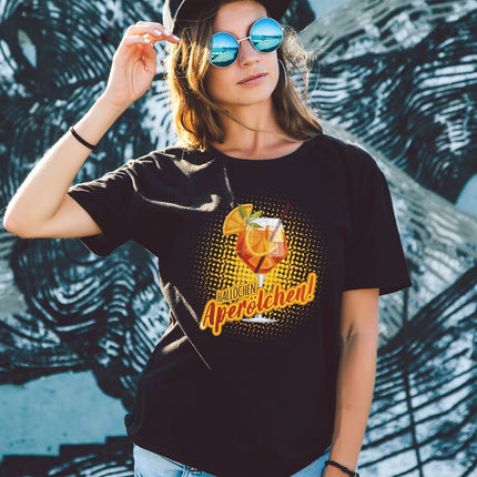 SEO. Bedrucktes T-Shirt für Damen - Hallöchen Aperölchen - Schwarz Linkreich