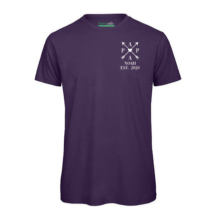 SEO. Bedrucktes T-Shirt für Herren - PAPA EST. Kreuzpfeile - Lila Linkreich