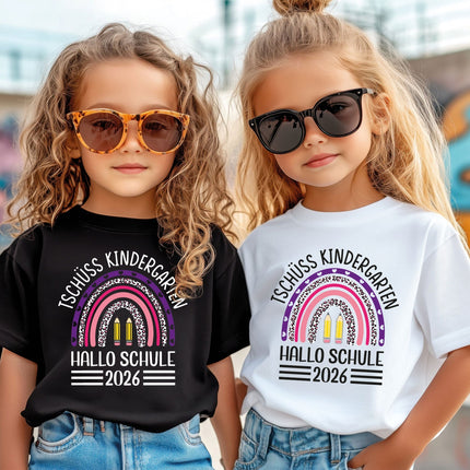 SEO. Bedrucktes T-Shirt für Kinder - Tschüss Kindergarten Regenbogen Blau - Weiß Linkreich
