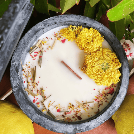 Black Edition HANDGEMACHTE Citronella BETONKERZE - Stilvolle Sojawachskerze für Ihr Zuhause. Outdoor Kerze mit Blütenverzierung und HOCHWERTIGEM Holzdocht aus dem Südschwarzwald (Duftkerze) kaufen bei Linkreich – Jetzt entdecken!