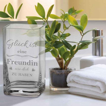 SEO. Blumenvase mit Gravur - Glück ist eine Freundin - Deko Vase als Geschenk - 20 x 11 cm Linkreich