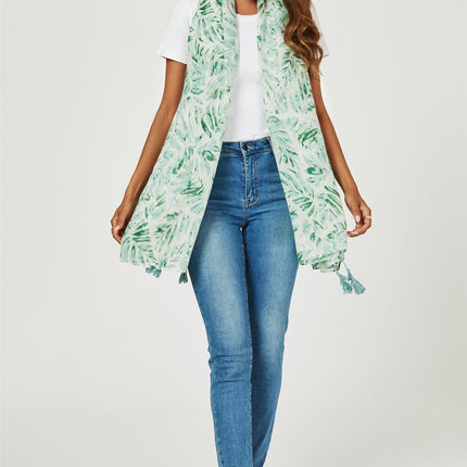 Tropical Leaf Print Tassel Scarf In Green