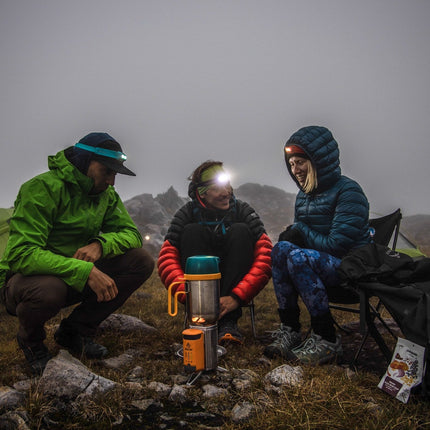 Campingkocher und Ladestation für Smartphones . Aus Holzfeuer Strom erzeugen ! BioLite CampStove Complete Cook Kit