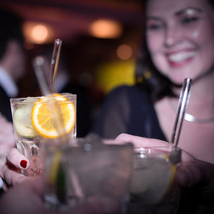 Cocktail Rezepte 3.0 Glasstrohhalme mit gravierten Maßen für perfektes Mixen - 6er Set (Glastrinkhalme) kaufen bei Linkreich – Jetzt entdecken!