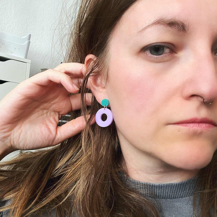 Colorblock Circle Ohrstecker in türkis & eisrosa