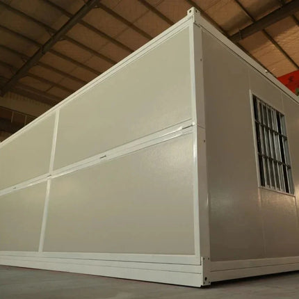 Innenansicht des Faltcontainers mit Aluminium-Schiebefenster