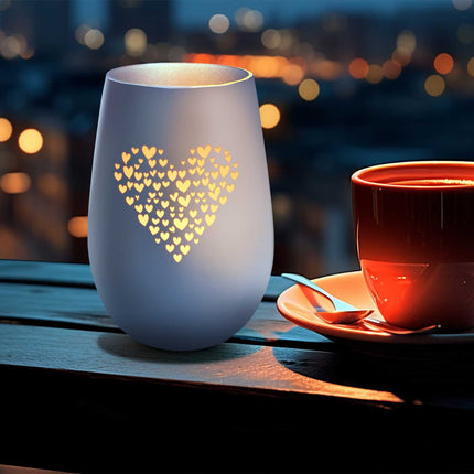 SEO. Deko Windlicht aus Glas mit Gravur - Merci dass es Dich gibt - Beidseitig graviertes Herzmotiv - Weiß - Silber Linkreich