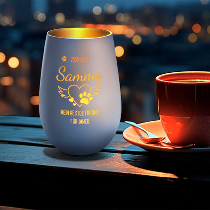SEO. Deko Windlicht aus Glas mit Gravur - Pfotenherz - Personalisiert mit Namen & Datum - Trauerlicht - Weiß - Gold Linkreich