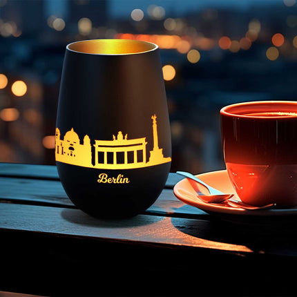 SEO. Deko Windlicht aus Glas mit Gravur - Skyline Berlin - Schwarz - Gold Linkreich