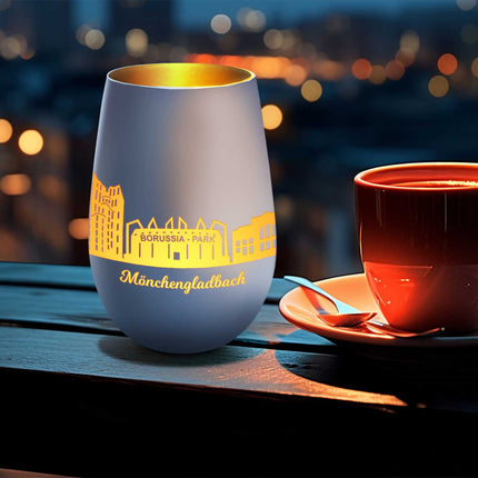 SEO. Deko Windlicht aus Glas mit Gravur - Skyline Mönchengladbach - Weiß - Gold Linkreich
