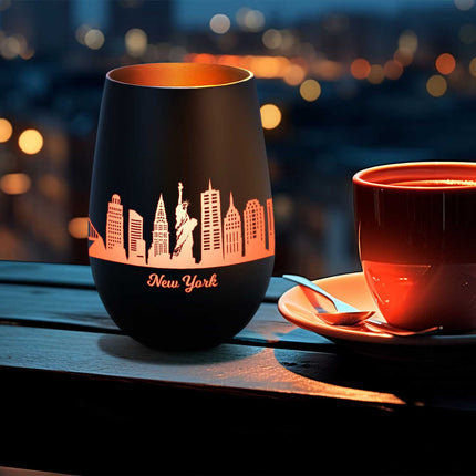 SEO. Deko Windlicht aus Glas mit Gravur - Skyline New York - Schwarz - Gold Linkreich