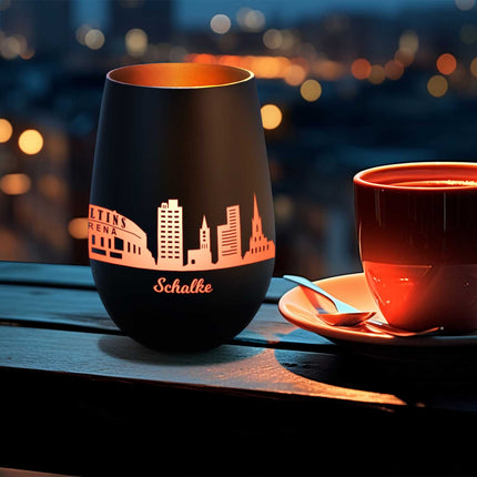 SEO. Deko Windlicht aus Glas mit Gravur - Skyline Schalke - Schwarz - Gold Linkreich