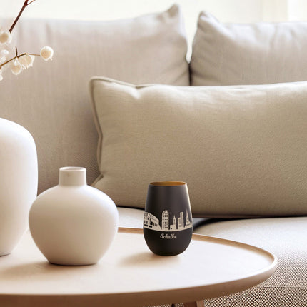 SEO. Deko Windlicht aus Glas mit Gravur - Skyline Schalke - Schwarz - Gold Linkreich