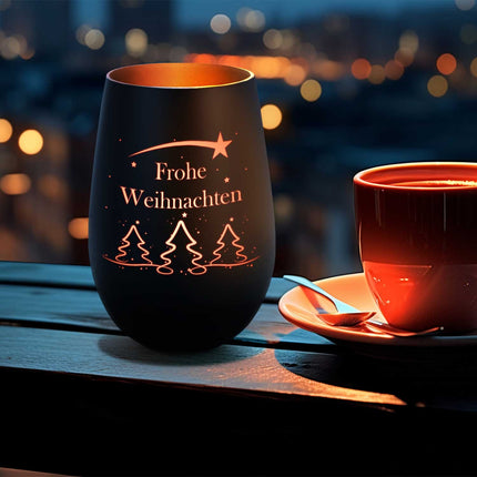SEO. Deko Windlicht aus Glas mit Gravur - Tannenbaum - Frohe Weihnachten - Schwarz - Bronze Linkreich