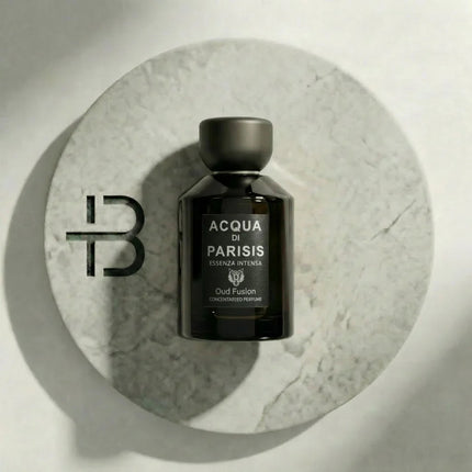 Reyane Tradition Acqua di Parisis Essenza Intensa Oud Fusion Eau de Parfum