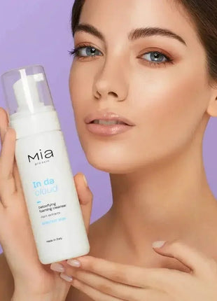 Detox-Gesichtsreinigungsschaum mit Fruchtextrakten, Ginseng und Blauer Margerite – 150 ml - Linkreich