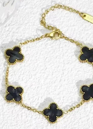 Fine Stainless Steel Bracelet with Floral Pattern – Elegant, Suitable for Everyday Wear