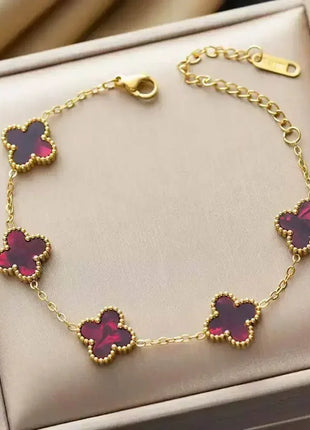 Fine Stainless Steel Bracelet with Floral Pattern – Elegant, Suitable for Everyday Wear