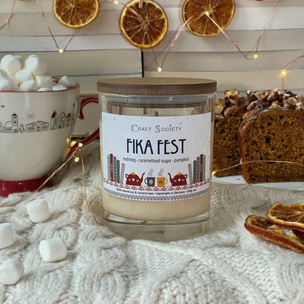 Fika Fest Scented Candle – Charming Aroma of Baked Goods (Scented candle) kaufen bei Linkreich – Jetzt entdecken!