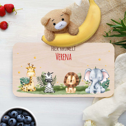 SEO. Frühstücksbrettchen mit Druck & Name im "Tiergruppe" Design - Tiergruppe Safari Linkreich