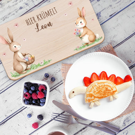 SEO. Frühstücksbrettchen mit Druck & Name zu Ostern - Küken Linkreich
