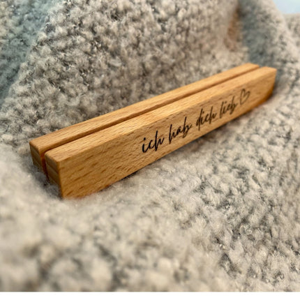 SEO. Geschenkset für Eltern: liebevolles Frühstücksbrettchen - Set für Mama und Papa mit Holzhalter - Linkreich