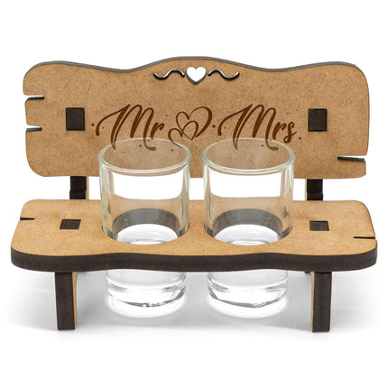 SEO. Gravierte Schnapsbank im Mr & Mrs Design + 2 Schnapsgläser - Linkreich