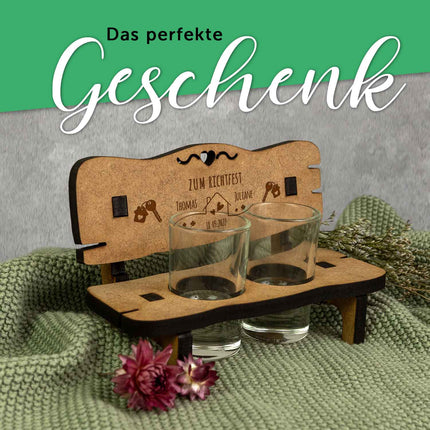 SEO. Gravierte Schnapsbank zum Richtfest mit Namen & Datum + 2 Schnapsgläser - Linkreich