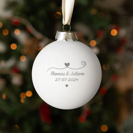 SEO. Gravierte Weihnachtskugel - Paar verliebt - Schwarz (matt) Linkreich
