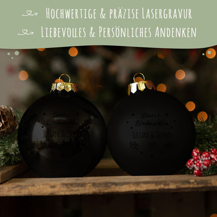 SEO. Gravierte Weihnachtskugel - Unser erstes Weihnachten für Paare - Schwarz (matt) Linkreich