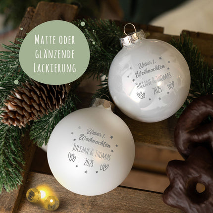 SEO. Gravierte Weihnachtskugel - Unser erstes Weihnachten für Paare - Schwarz (matt) Linkreich