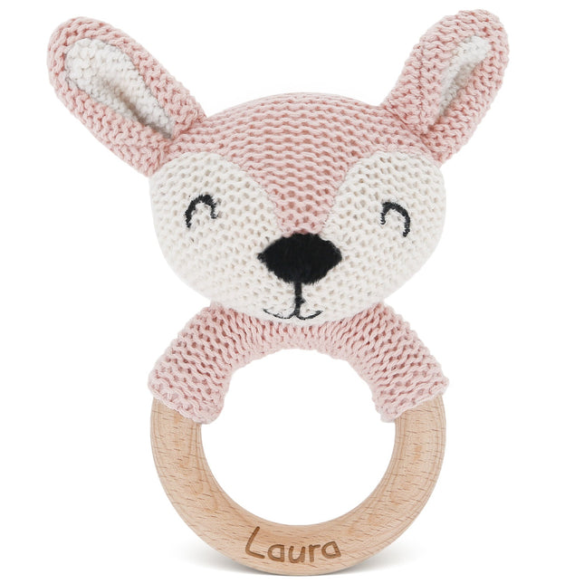 SEO. Gravierter Beißring aus Holz mit Stofftier von Jollein - Tierkopf - Reh Rosa Linkreich