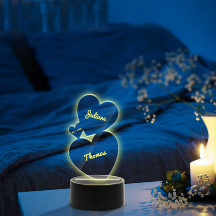 SEO. Graviertes Acrylglas im Drei Herzen Design mit LED - Sockel - Linkreich